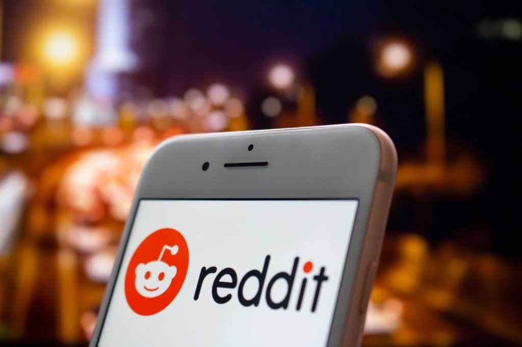 Negative Reddit Posts Online